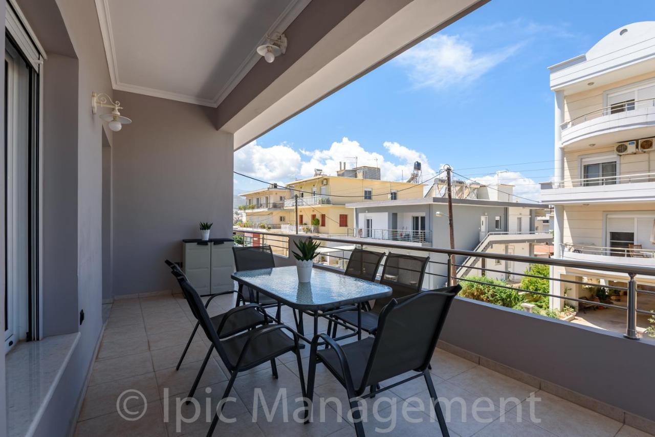 City Center Apartment With Rooftop Swimming Pool Chania  Exteriör bild